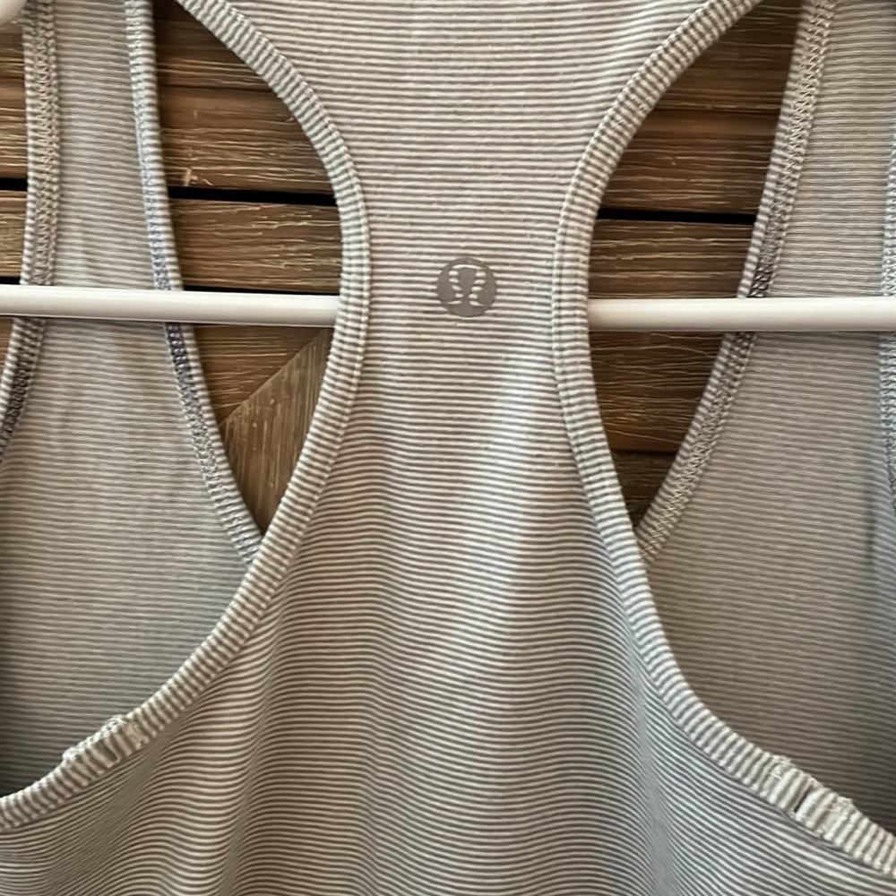 Lululemon Cool Racerback Tank - Picture 4 of 4